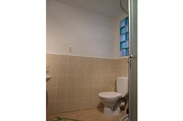 Eslovaquia Byt Svätý Kríž, Exterior